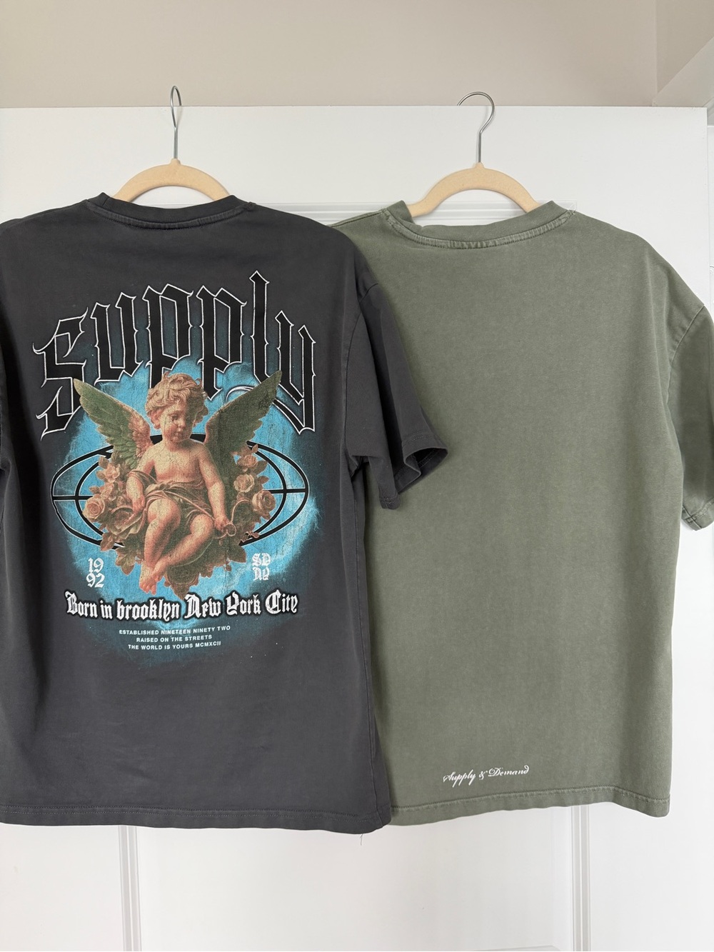 Men’s Supply & Demand NYC bundle of 2 graphic t-shirts - Picture 2 of 5
